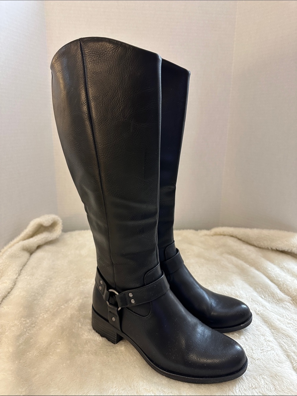 FRYE AND CO. Black Riding Boots with Harness Buckle